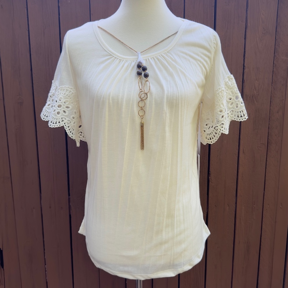 Young Fabulous & Broke | NWT Size Small Cream Top with Eyelet Sleeves